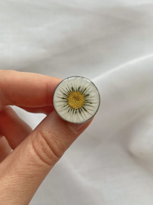 Petite broche pâquerette